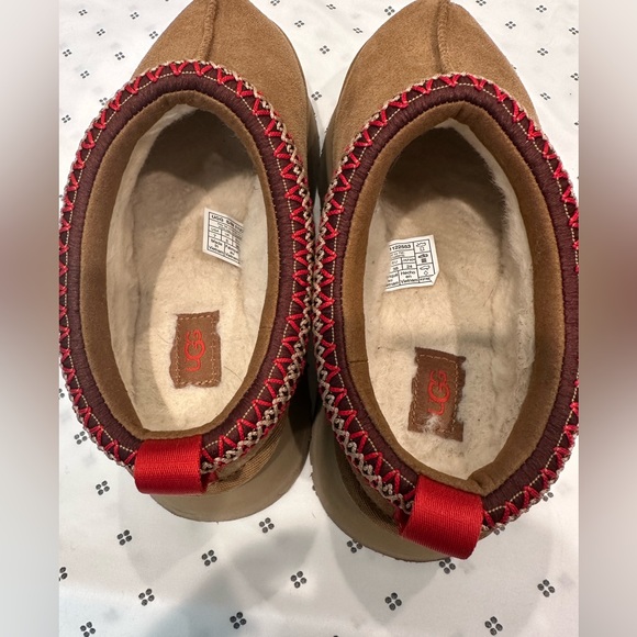 Authentic Ugg platform Tazz slippers - Picture 5 of 8